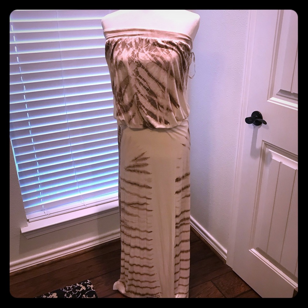Young Fabulous and Broke Maxi Size SM